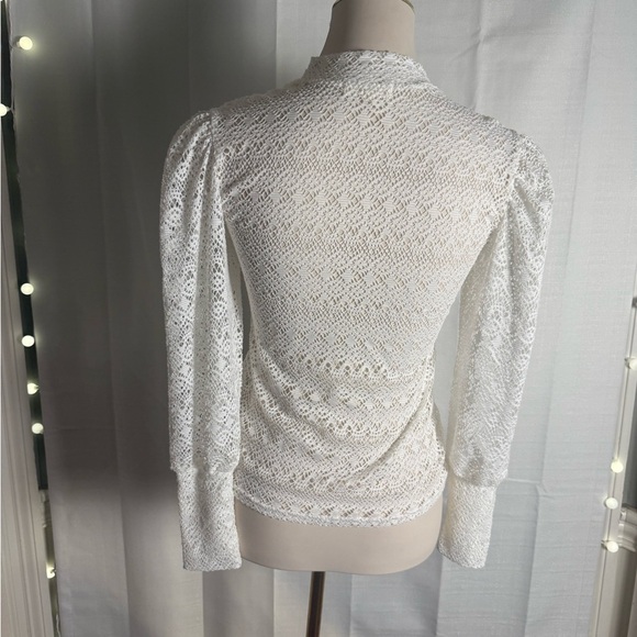 Cream Ribbed Blouse with Puff Sleeves and Mandarin Collar - Picture 2 of 7